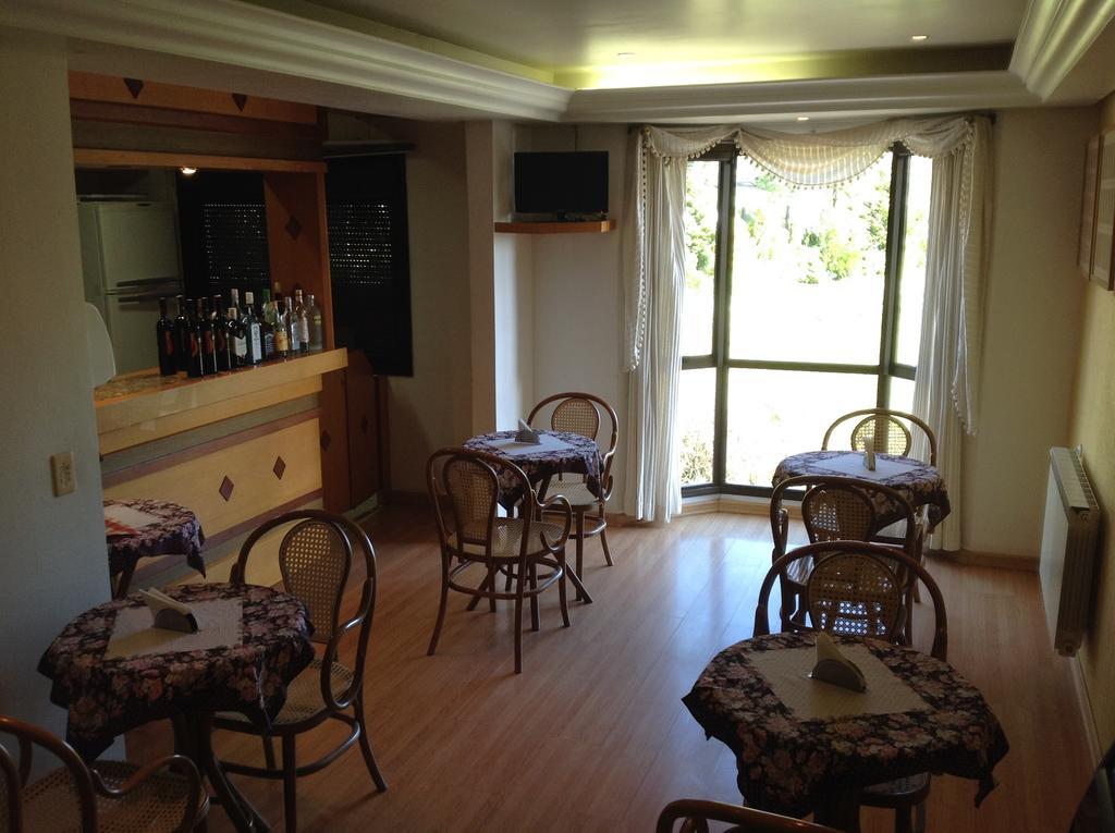 Hotel Tissiani Canela Bagian luar foto