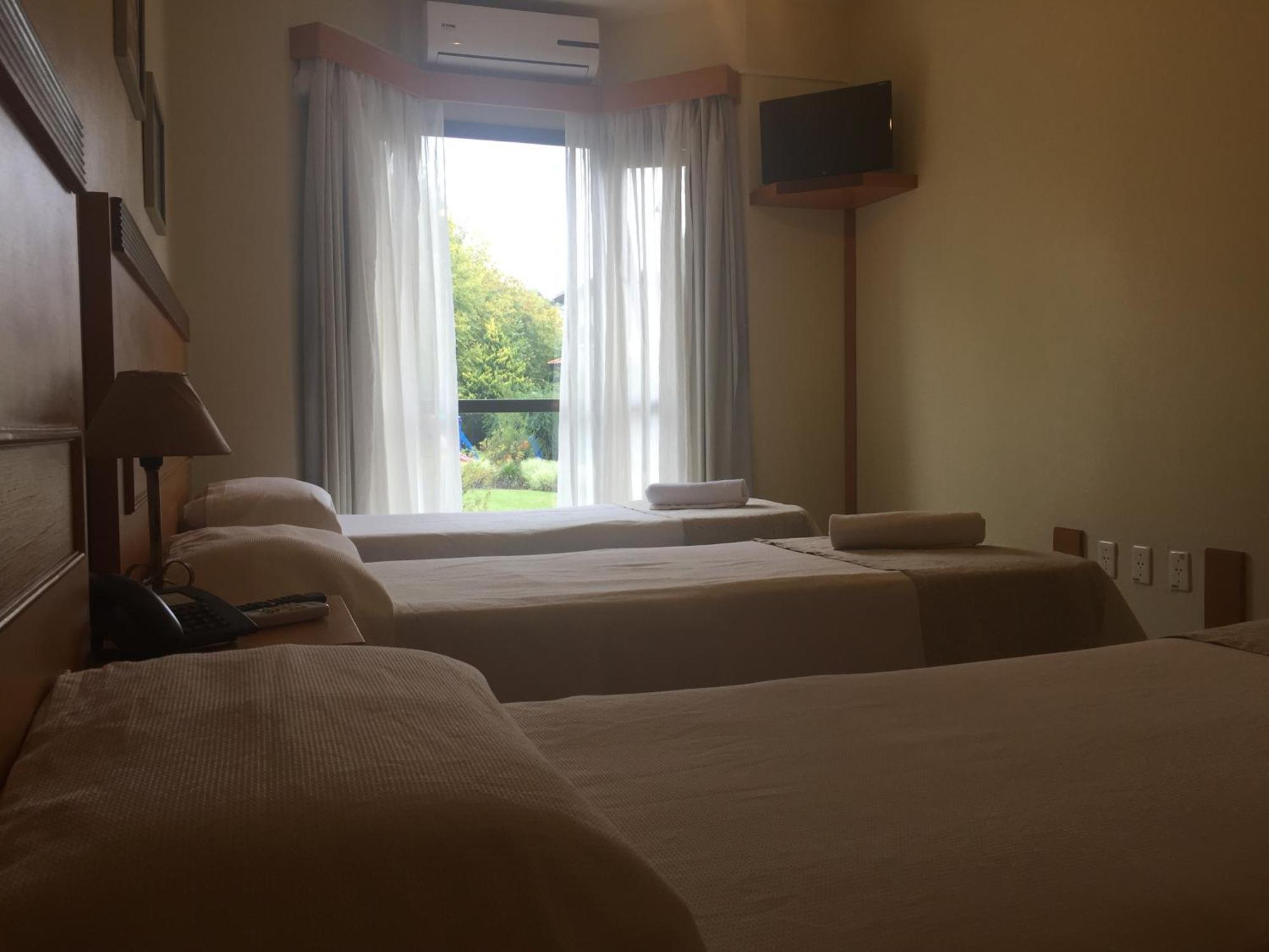 Hotel Tissiani Canela Ruang foto