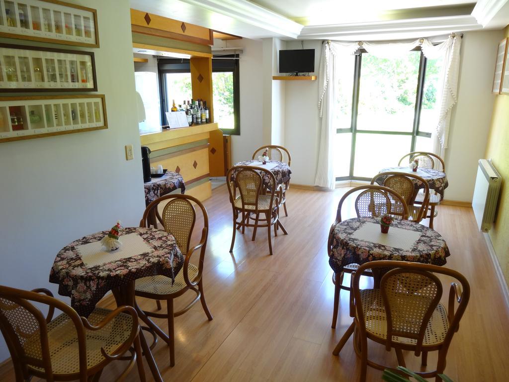 Hotel Tissiani Canela Bagian luar foto