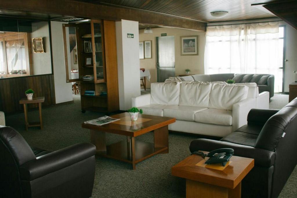 Hotel Tissiani Canela Bagian luar foto